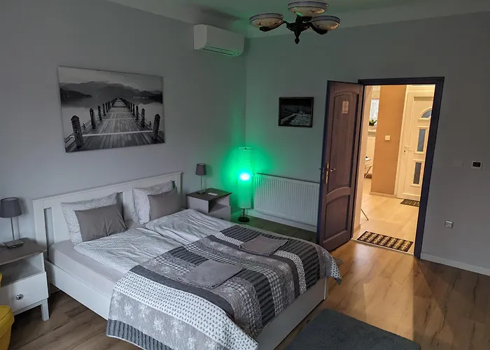 Varfal Apartament